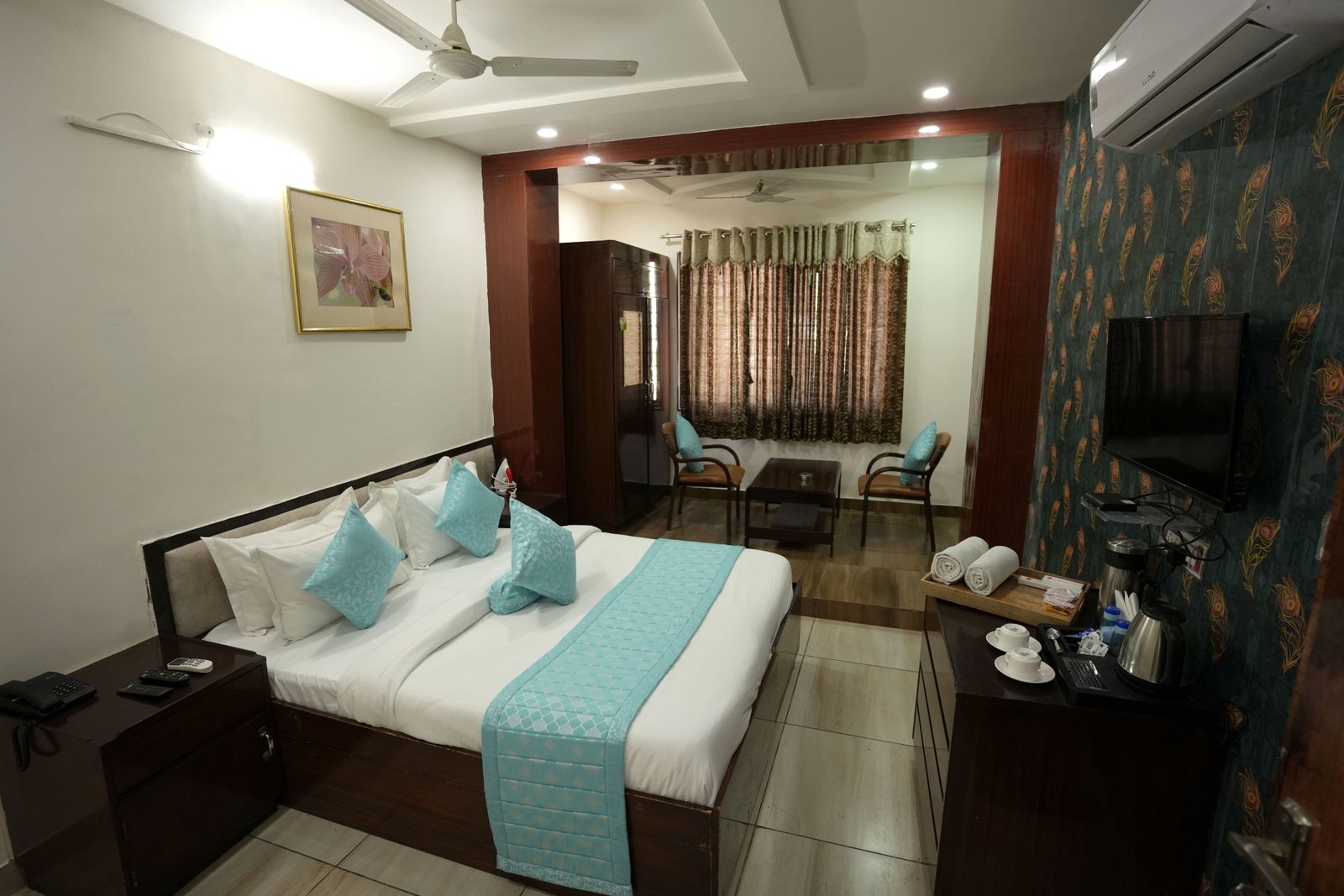 Junior Suite Room